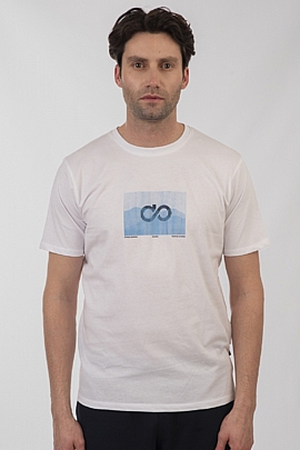 T-Shirt with thin high density print σε λευκό